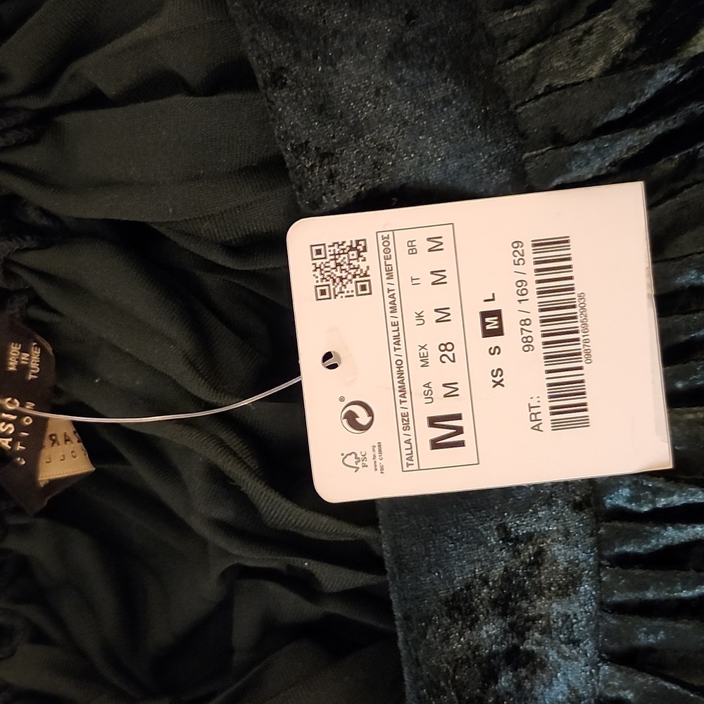 NWT Zara pleated velvet skirt Medium - Picture 8 of 13